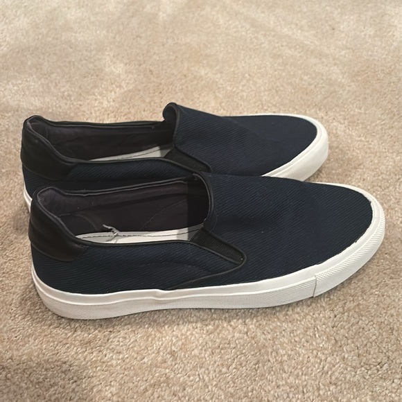 men’s shoes - Picture 2 of 3